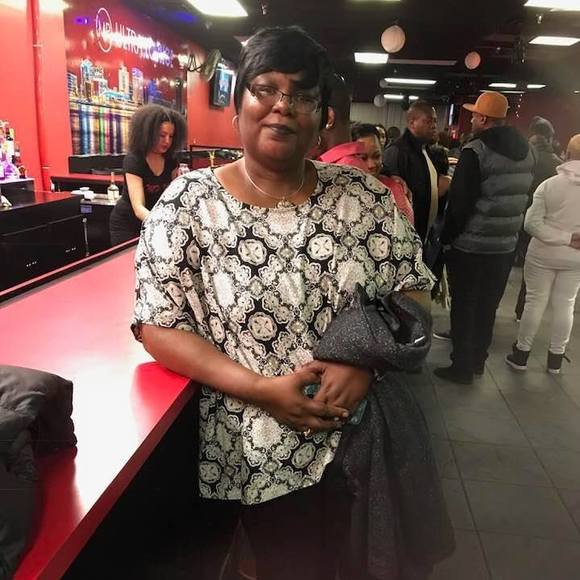 Meet your Posher, Marilyn - Picture 1 of 1